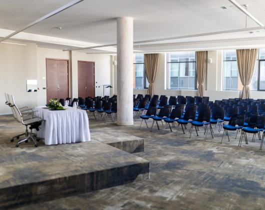 GALERIA (big hall)